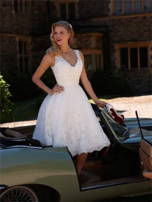 A Line White Lace Short Wedding Dress Beach Wedding Dresses