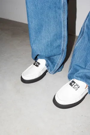 BUTTERFLY LOGO LOAFERS IN EGRET
