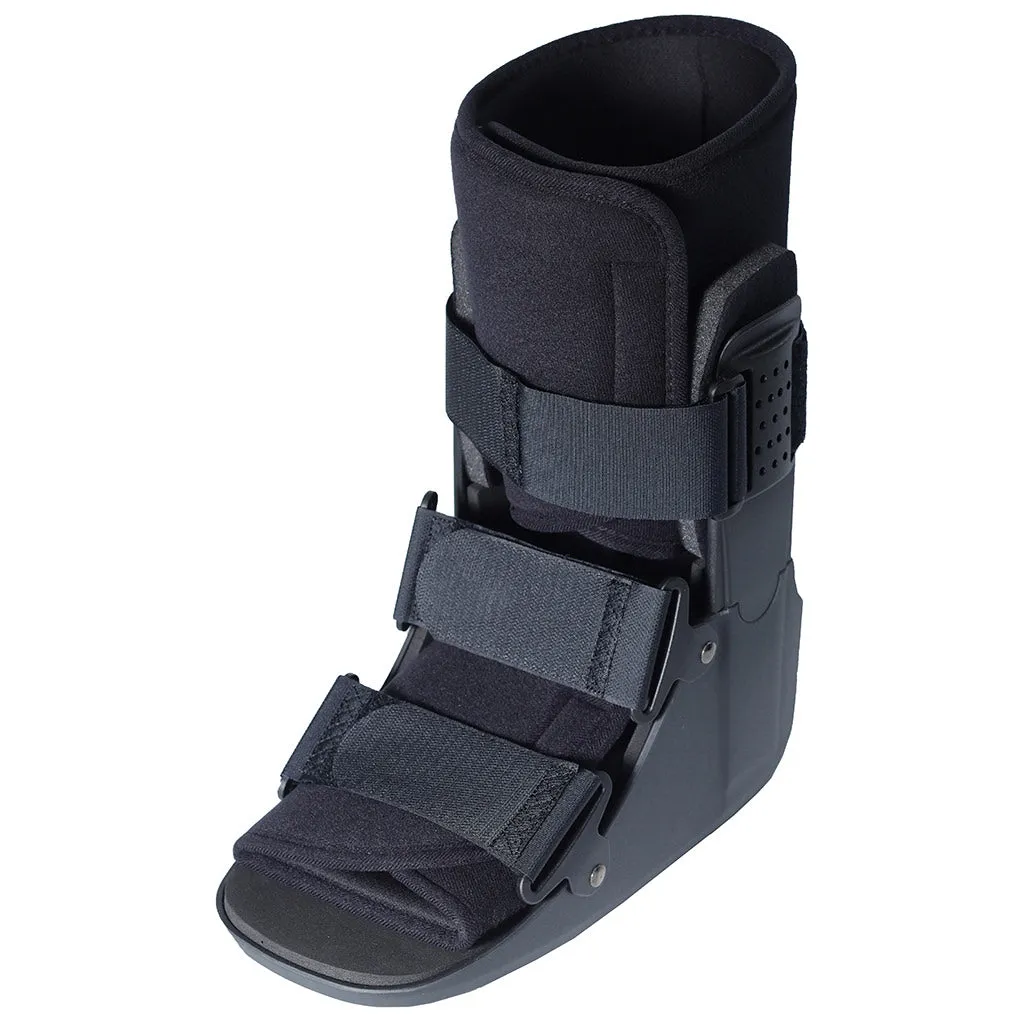 Cam Walker Boot-Short (Moon Boot)