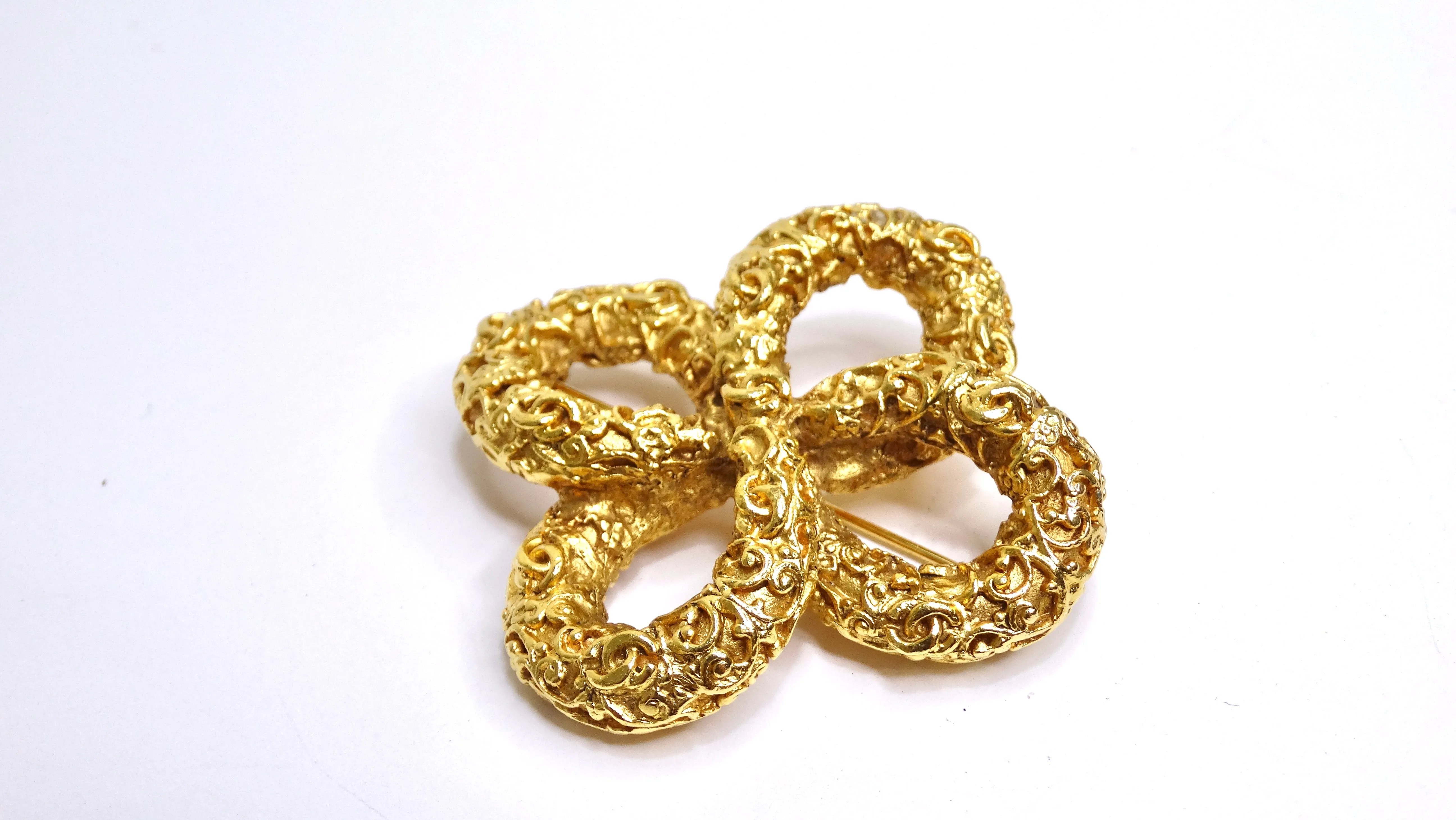 Chanel CC Interlocking Brooch