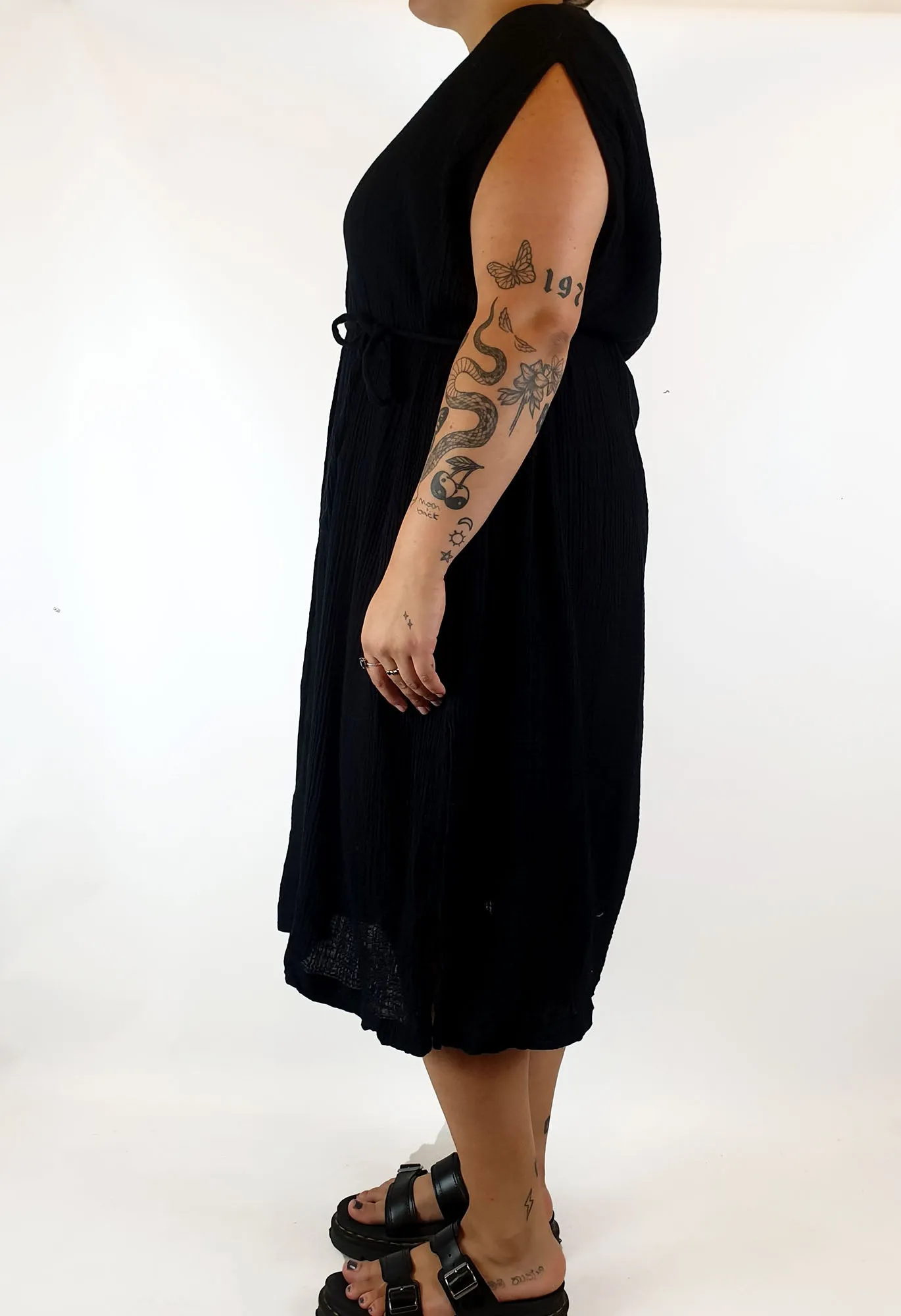 Elk black oversize sleeveless dress - one size, best fits 12-16