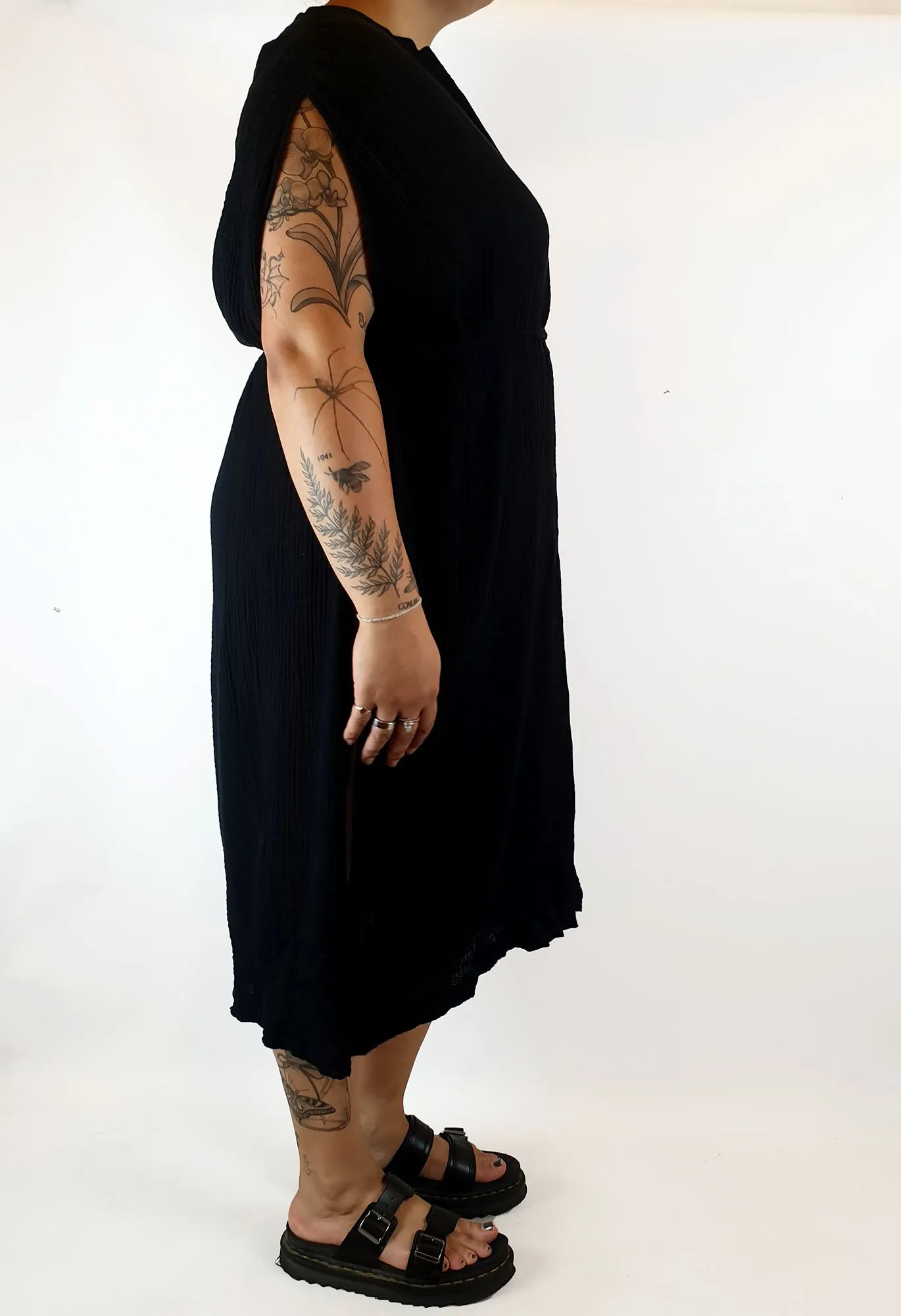 Elk black oversize sleeveless dress - one size, best fits 12-16