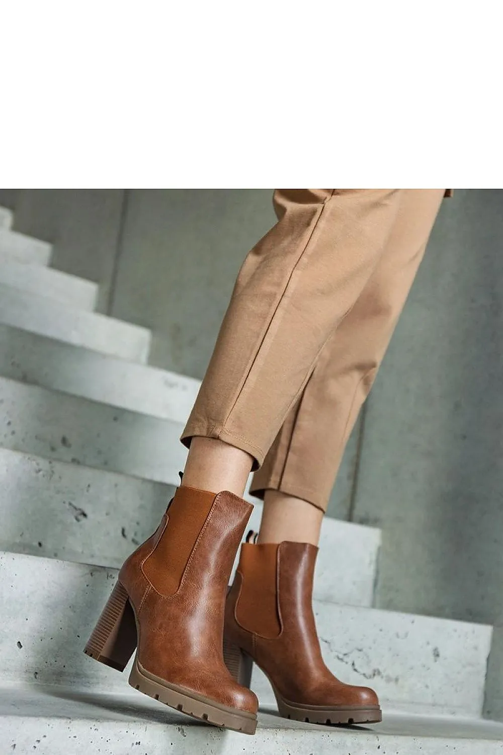 Green ankle heel boots
