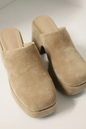 Hedia High Clog