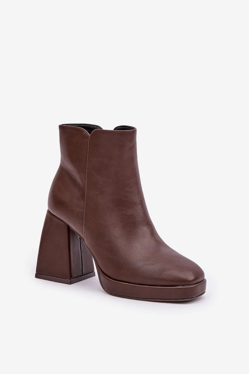 Heel boots