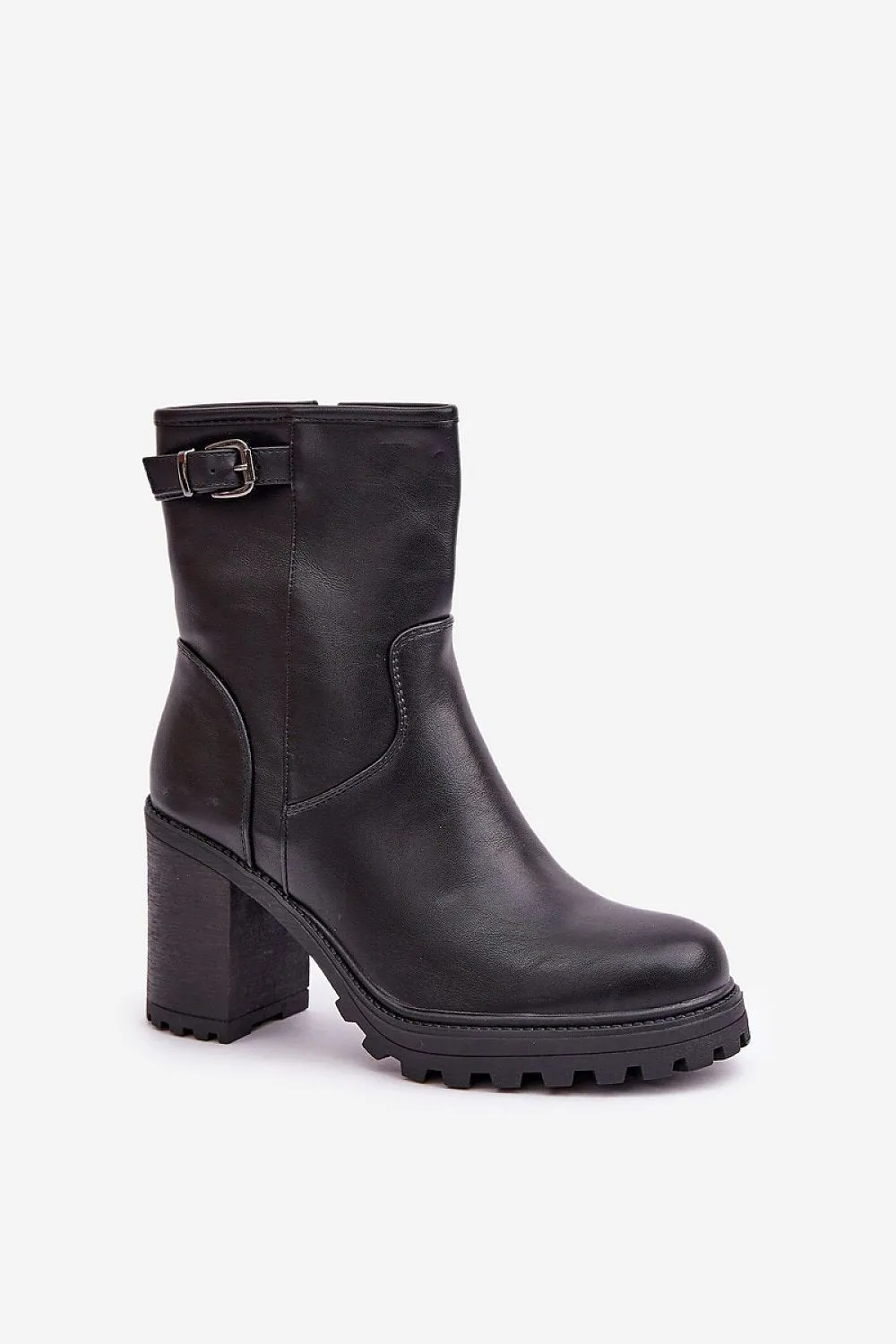 Heel boots