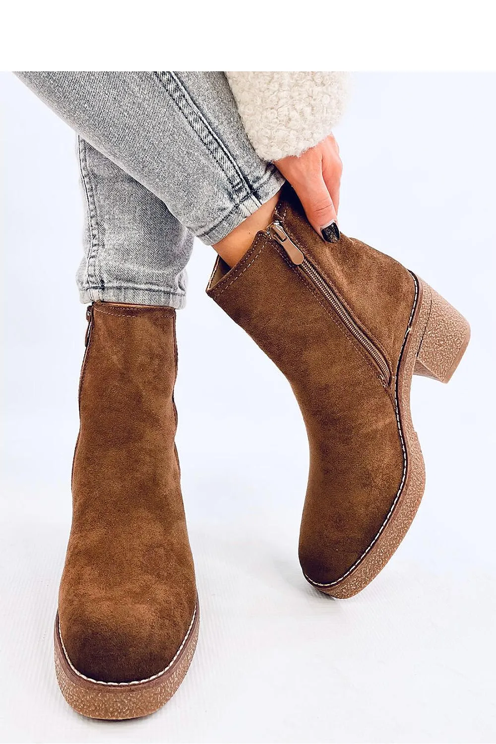 Heel boots