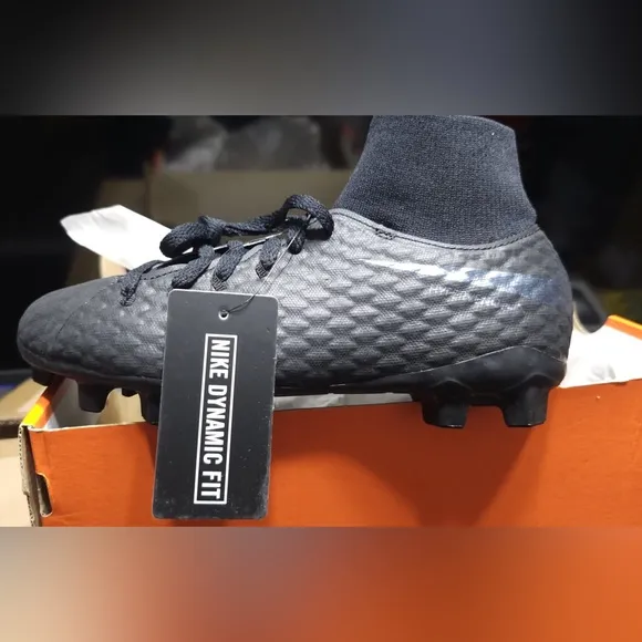 JR Hypervenom 3 Academy DF FG, soccer cleats, black, youth size 4