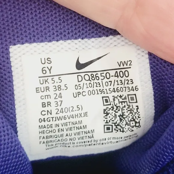 LEBRON WITNESS VII BASKET BALL SHOES 6Y