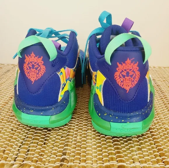 LEBRON WITNESS VII BASKET BALL SHOES 6Y