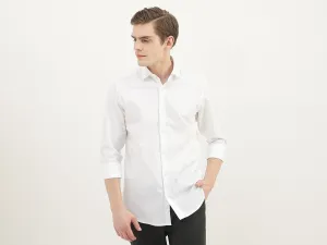 Men Textured Cutaway Collar Shirt