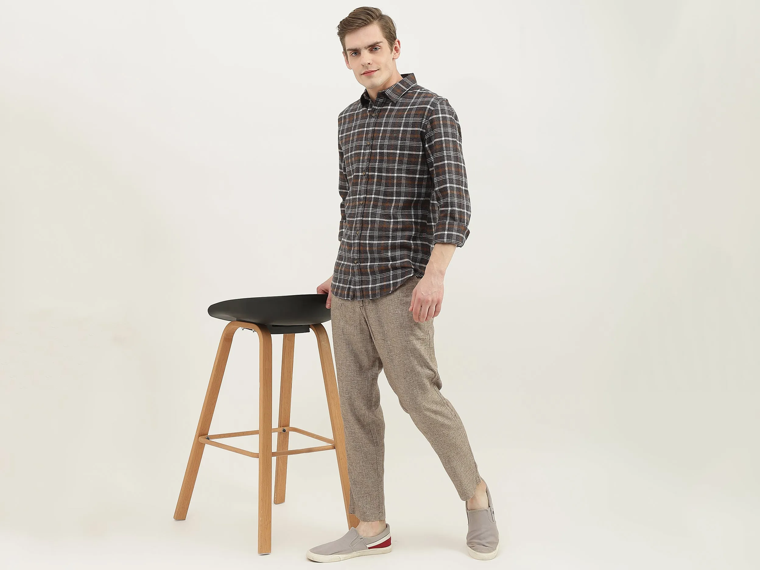Men Textured Regular Fit Trousers