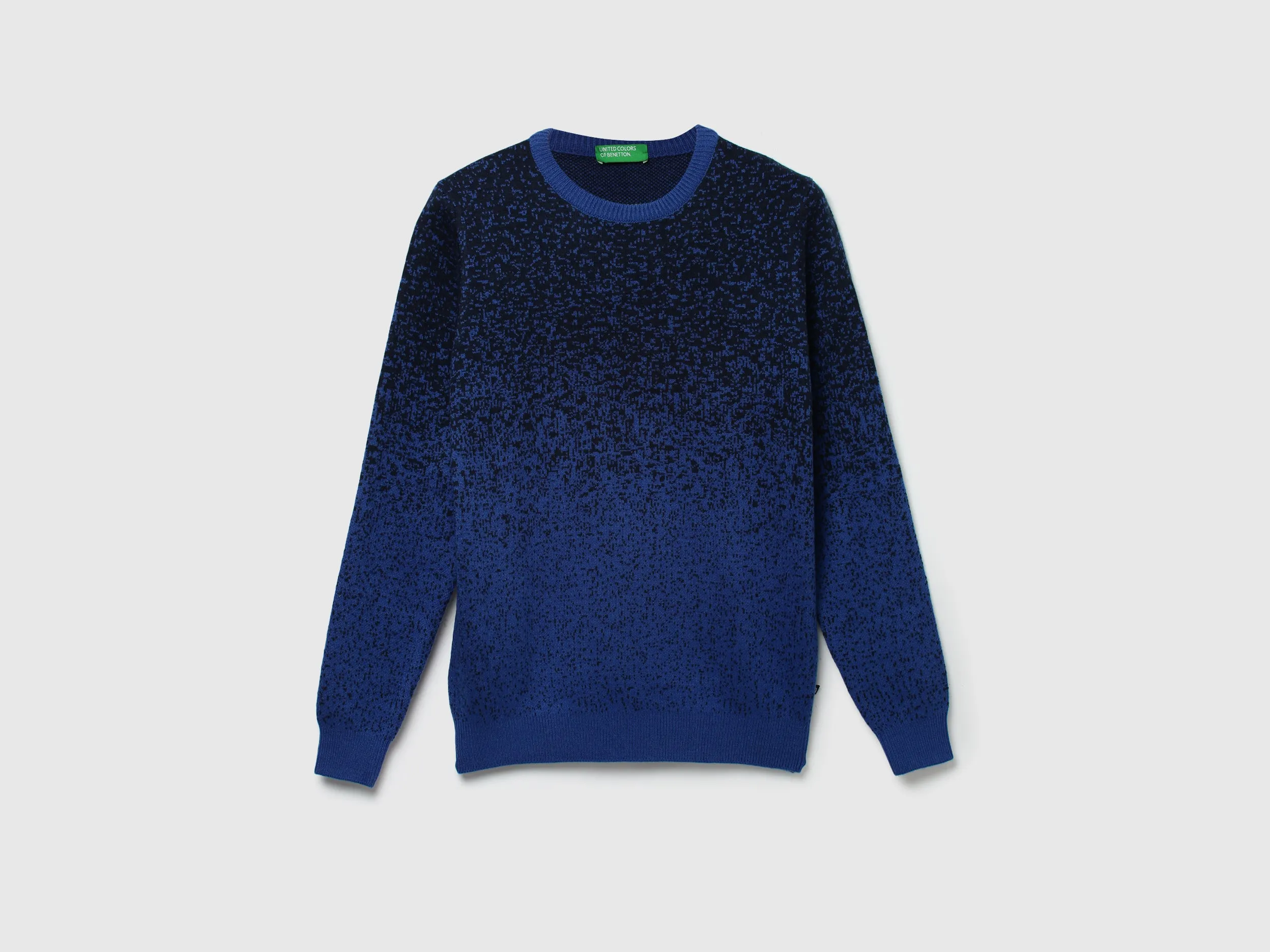 Men Textured Round Neck Sweater
