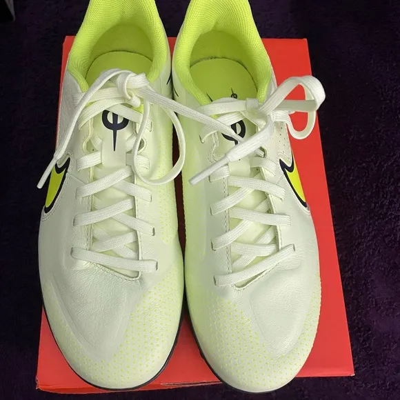 NIB Nike Youth TG soccer cleats.