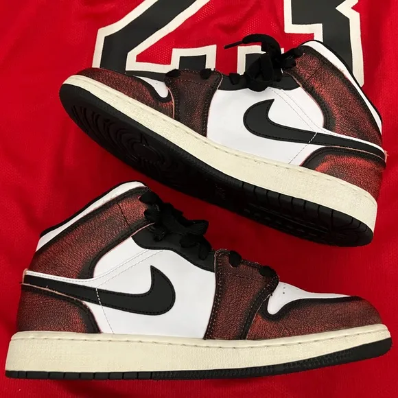 Nike Air Jordan 1 “Wear-Away Shoes” - Gorgeous Sneakers!