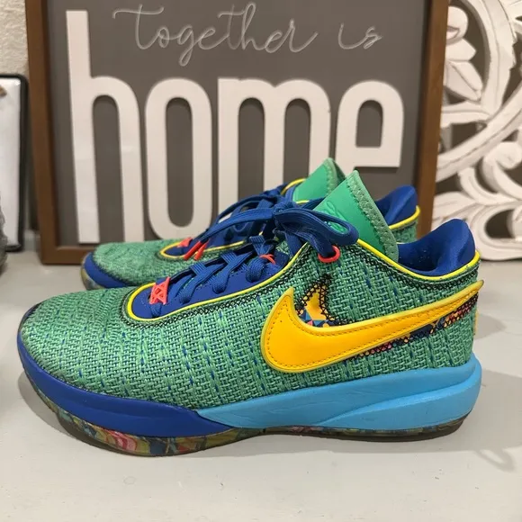 Nike LeBron 20‎ Low Kaleidoscope - DV3021-300