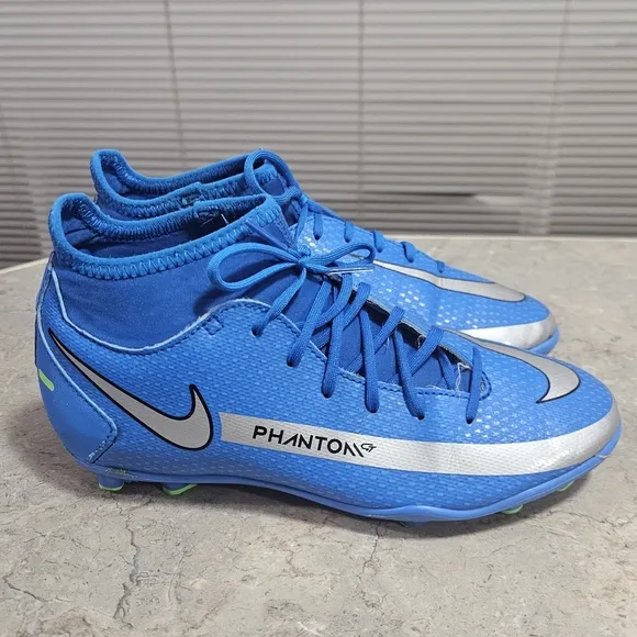 Nike Phantom GT Academy Soccer Cleats Size 5.5 Youth