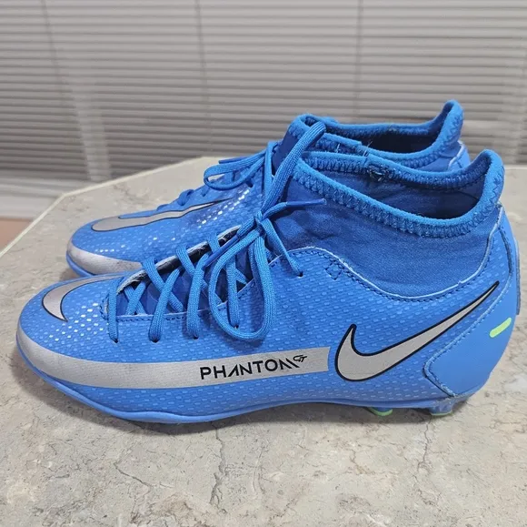 Nike Phantom GT Academy Soccer Cleats Size 5.5 Youth