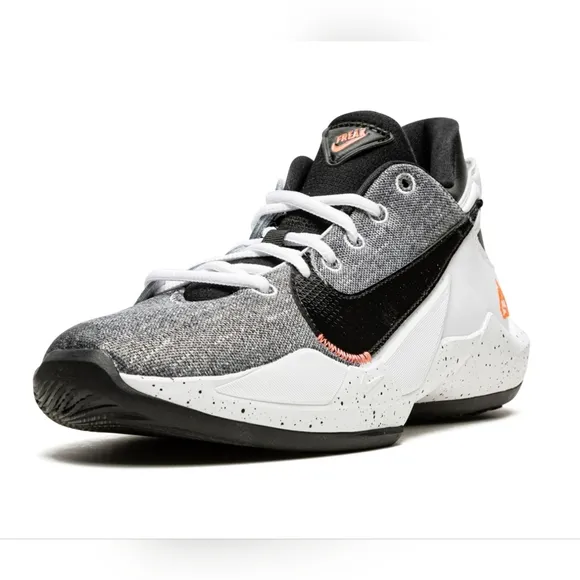Nike Zoom Freak 2 GS boys basketball shoes