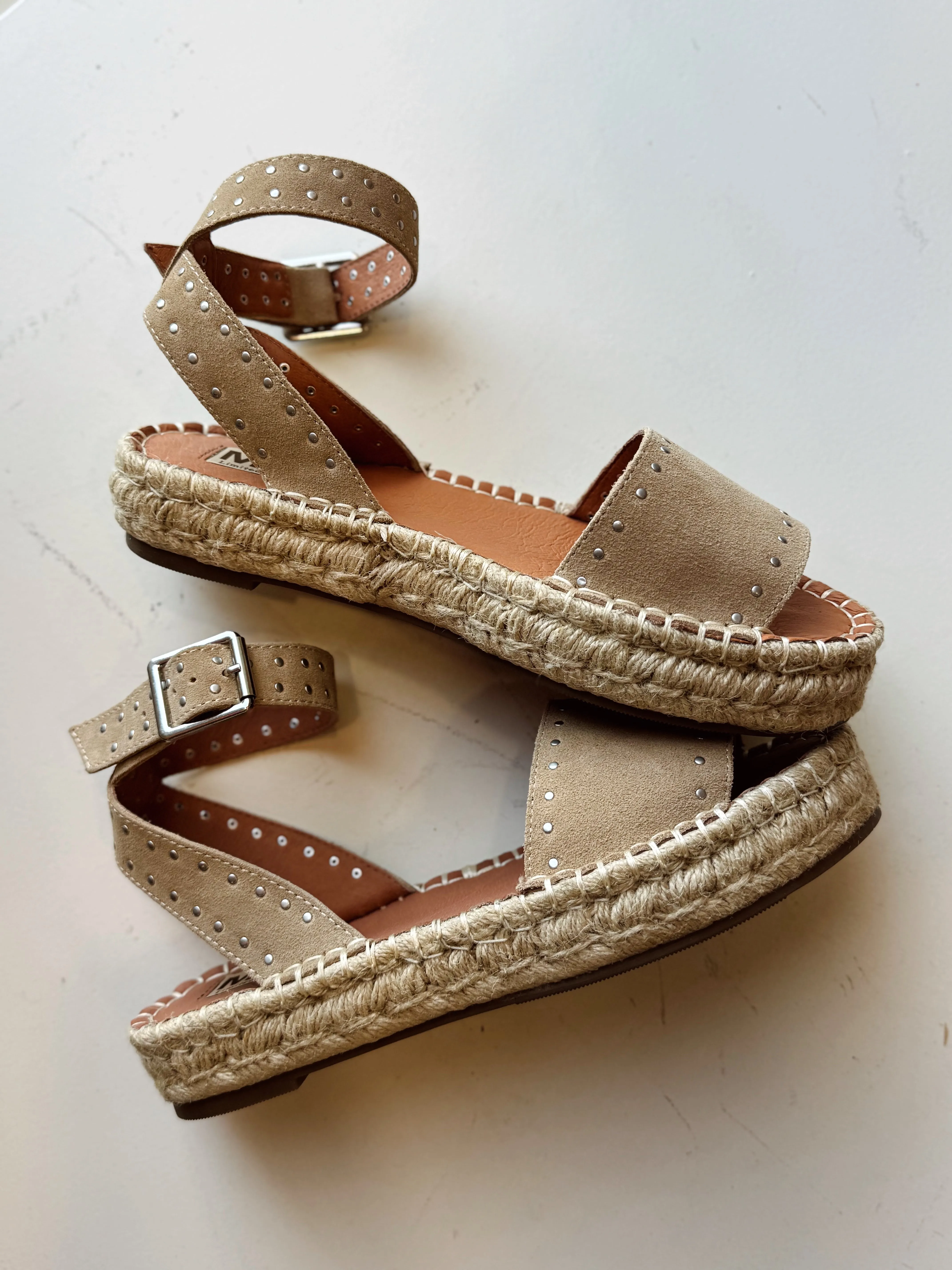 Shae Natural Sandals