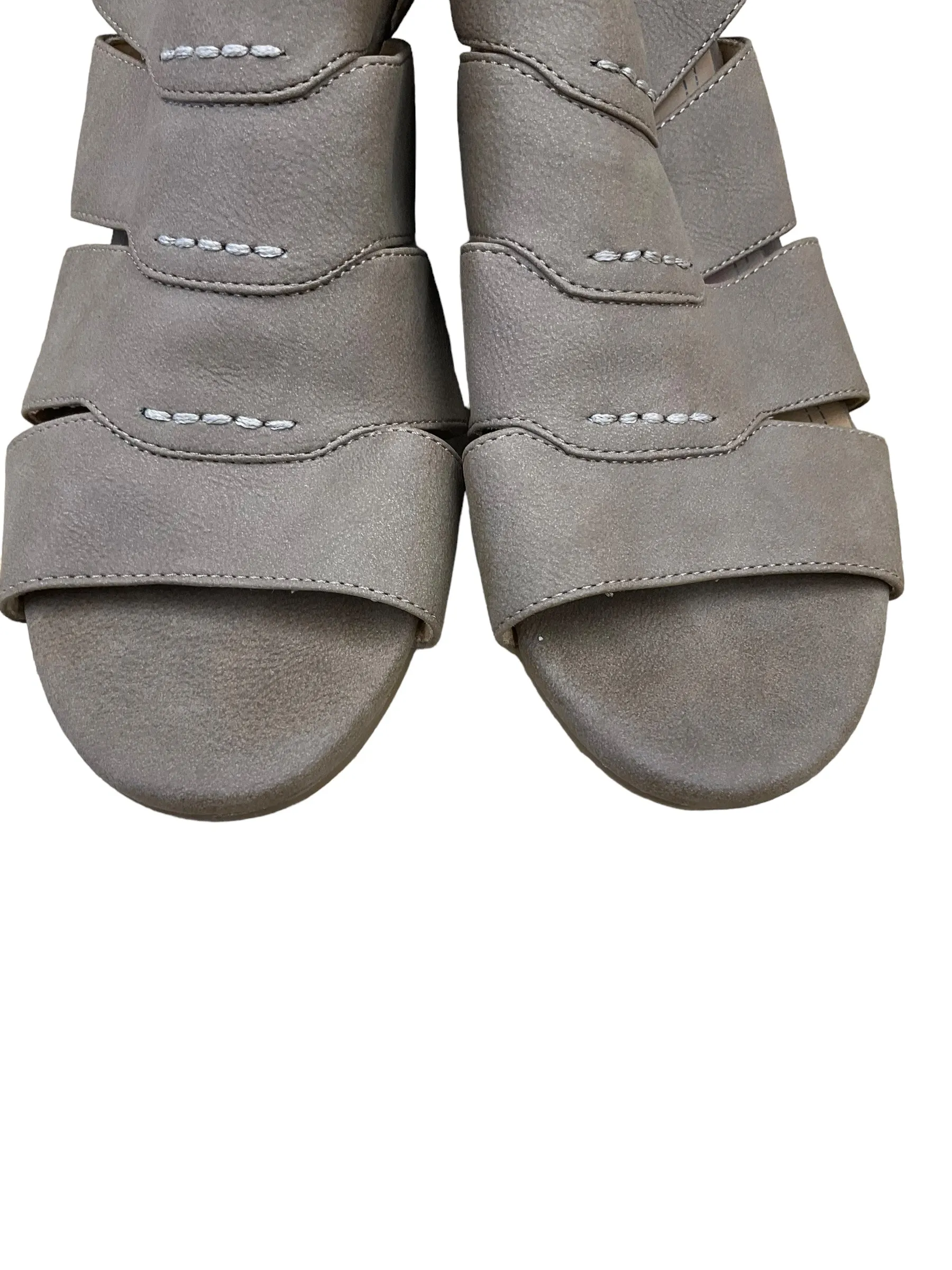 Taupe Sandals Heels Block Natural Soul, Size 7.5