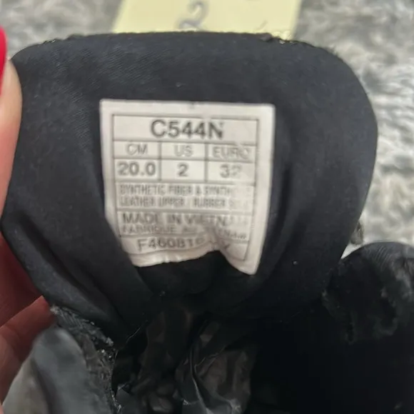 Used Kids Wrestling Shoes (4 pairs)