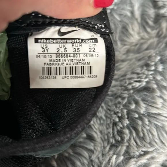Used Kids Wrestling Shoes (4 pairs)