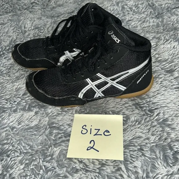 Used Kids Wrestling Shoes (4 pairs)