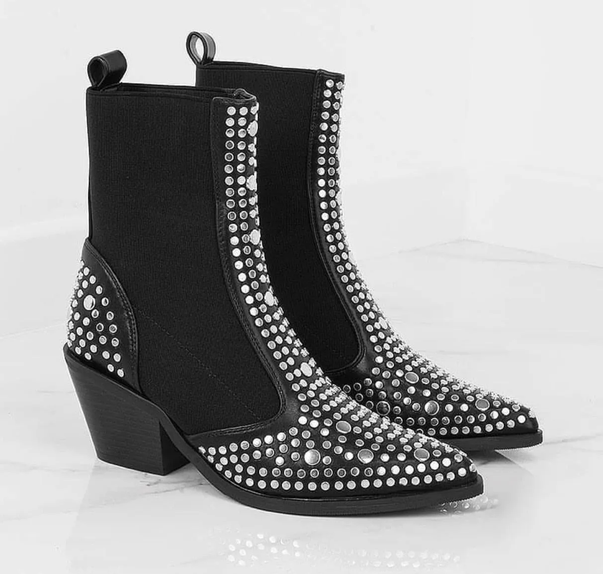 Winter Boots Women Sexy Rivet Velvet Rive Night Club Party Pump Shoes Women Zipper Short Autumn Winter Ladies Shoes Boots