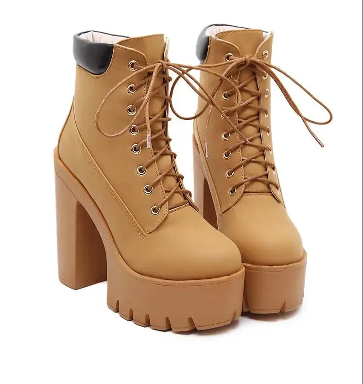 Women's Heeled Boots