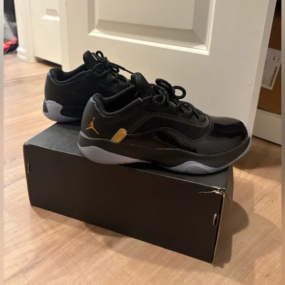 Youth Black Jordan shoes